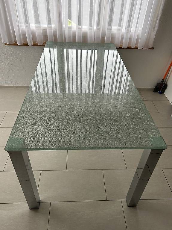 Tische: Glas Esstisch – Gebraucht aus Aesch BL von Blackpearl81