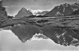 Grindelwald (BE) – Blick auf den Eiger mit Spiegelung