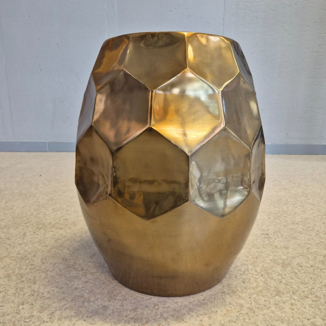 Vasi & Recipienti: Metall Vase Bodenvase Übertopf Blumentopf – Usato da Nottwil venduto da Wondewa-Shop
