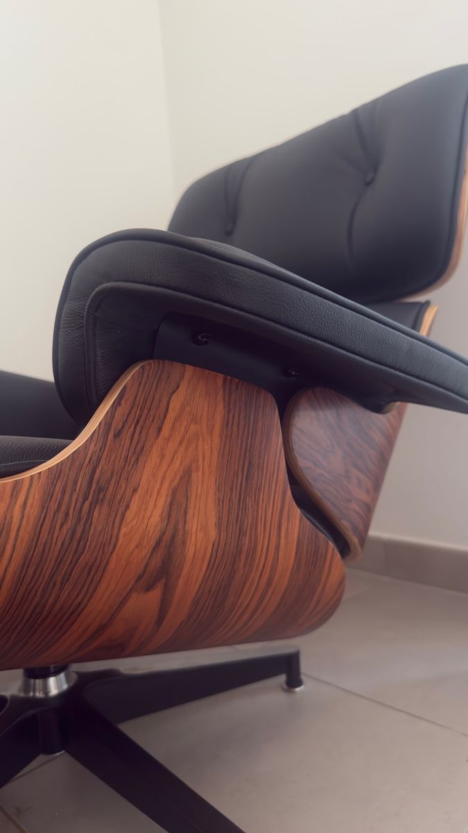Liegen & Liegestühle: Design Lounge Sessel mit Ottoman – Gebraucht aus Perly von Mudre 3