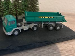 Wiking Mercedes Benz Kipplaster