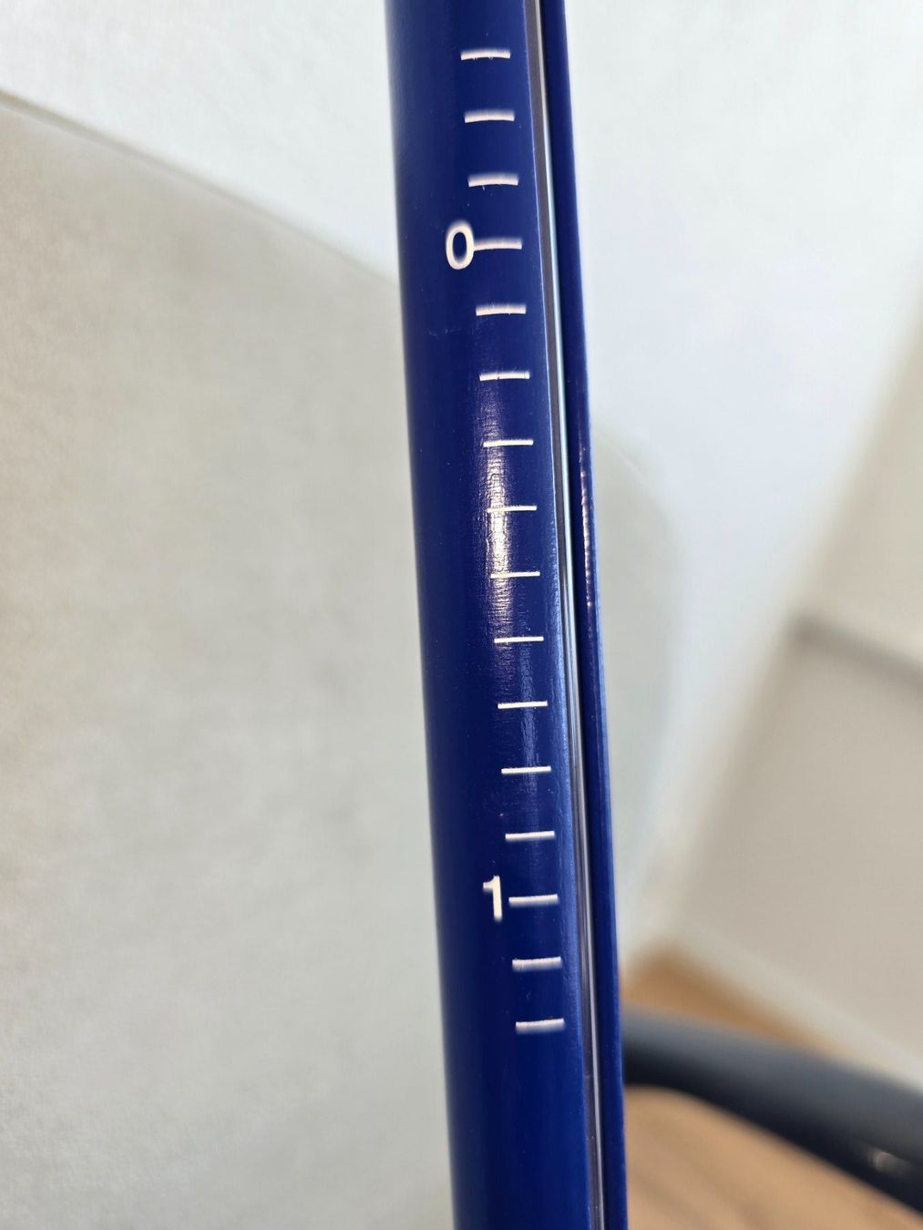 Altro per la casa: Wand-Thermometer exklusiv blau 1Meter hoch – Usato da Rorschacherberg venduto da Scharfeegge 2