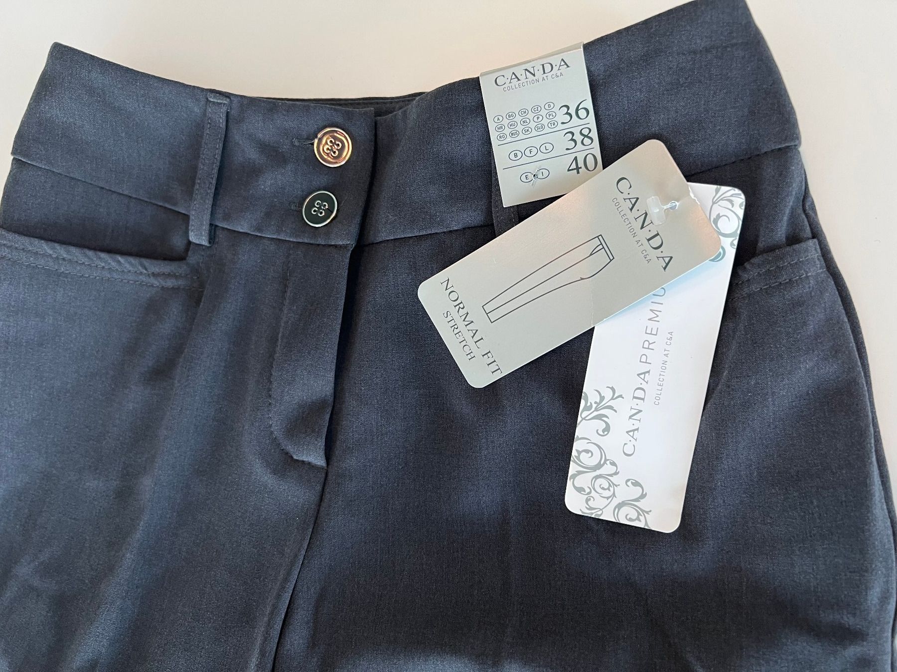 C&A Pantaloni: Premium Collection Damenhose - Canda – Usato da Horgen venduto da Esterina 5