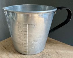 SIGG Alu Messbecher vintage 1/2 Liter - 500 Gramm