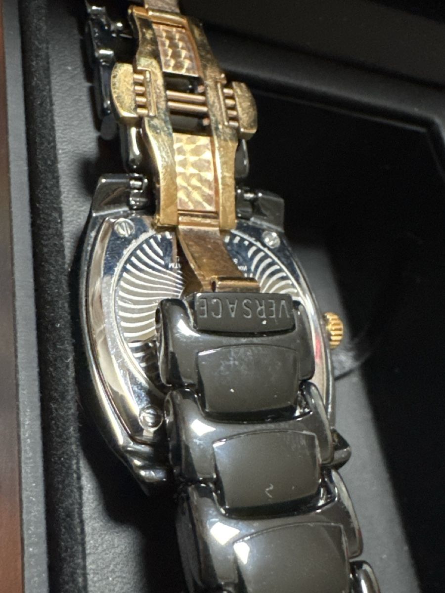 Versace Uhren: Montre céramique Versace quartz – Neu und originalverpackt aus La Chaux-de-Fonds von lida2005 4