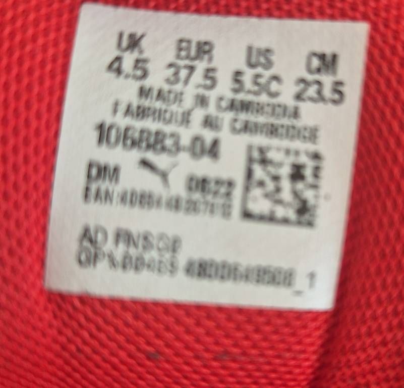 Puma Herrenschuhe: Hallenschuhe Puma Gr. 37.5 – Gebraucht aus Bülach von Best-Touchdown 2