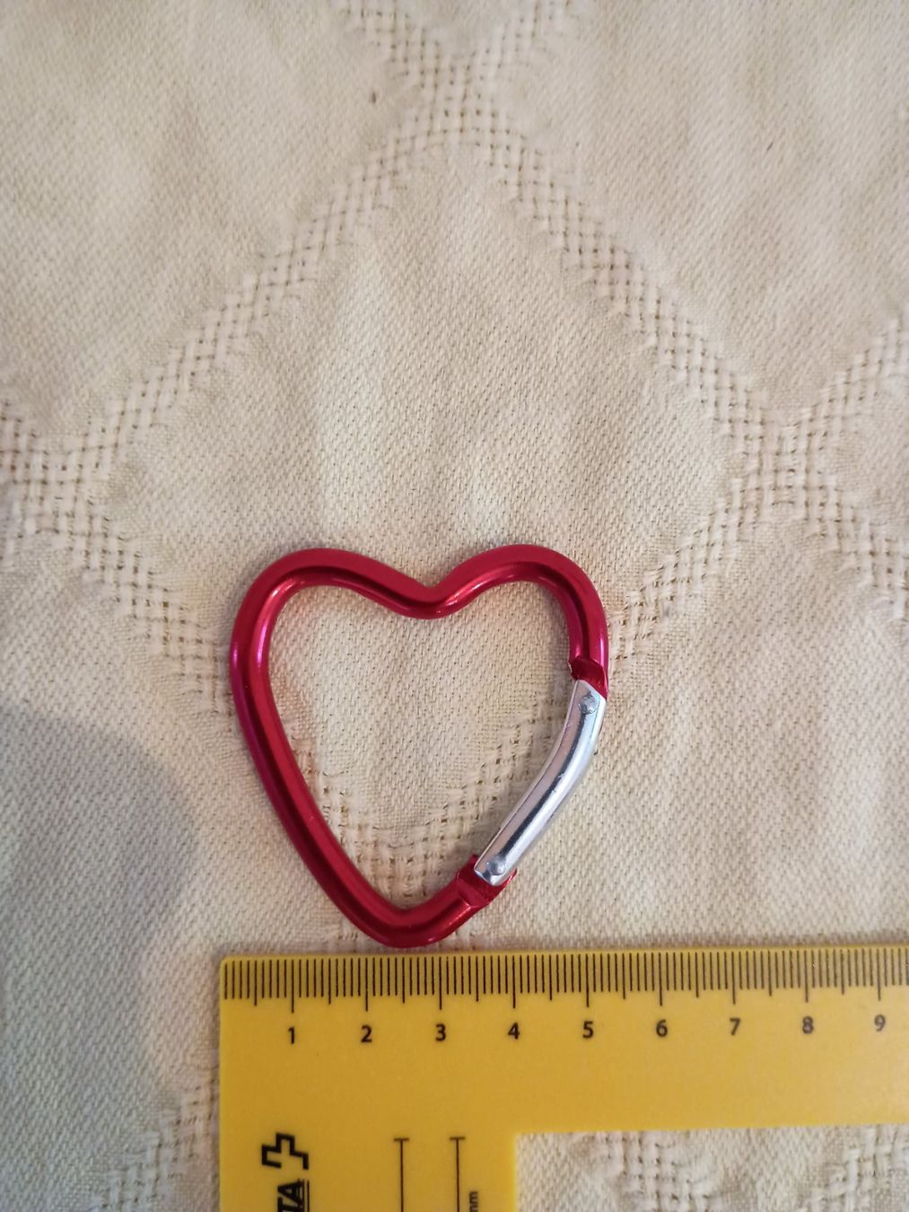 Attrezzatura da arrampicata: 2 x Karabiner "HERZ", 2 Grössem: ca.6 cm & ca. 4cm – Nuovo (secondo la descrizione) da Buchs AG venduto da ReaNaTsch 3