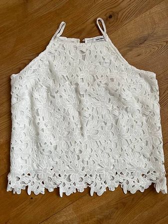 Träger Shirt weiss