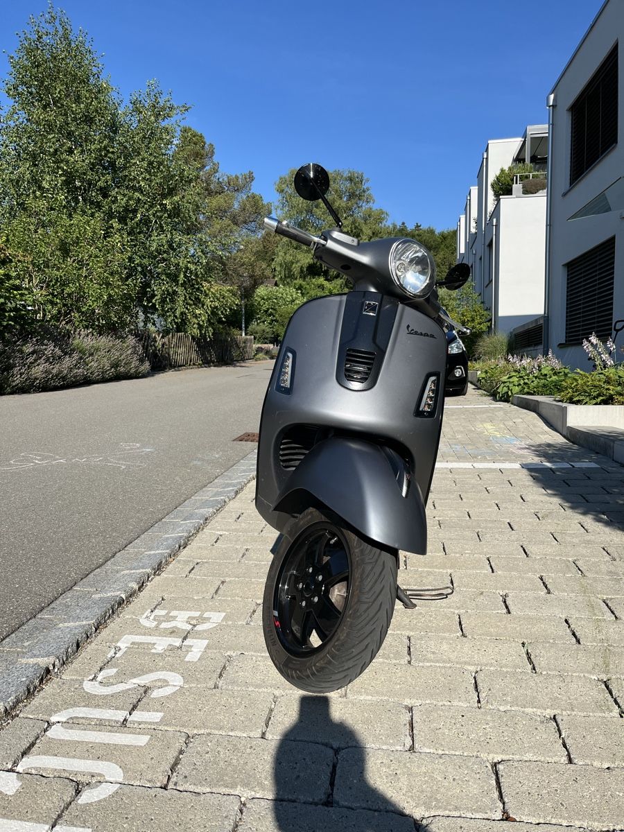 Vespa Scooter: Vespa 300 GTS Super Sport – Difettoso da weinfelden venduto da racer_50 4