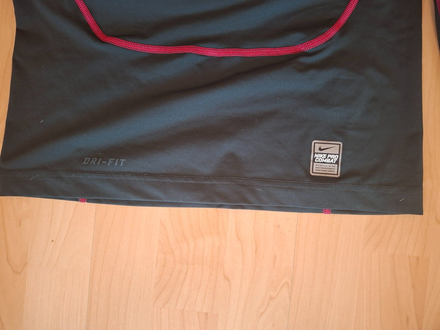 Nike T-shirt: Nike Pro Combat Shirt langarm Gr.M – Usato da Sumiswald venduto da Cicco02 3