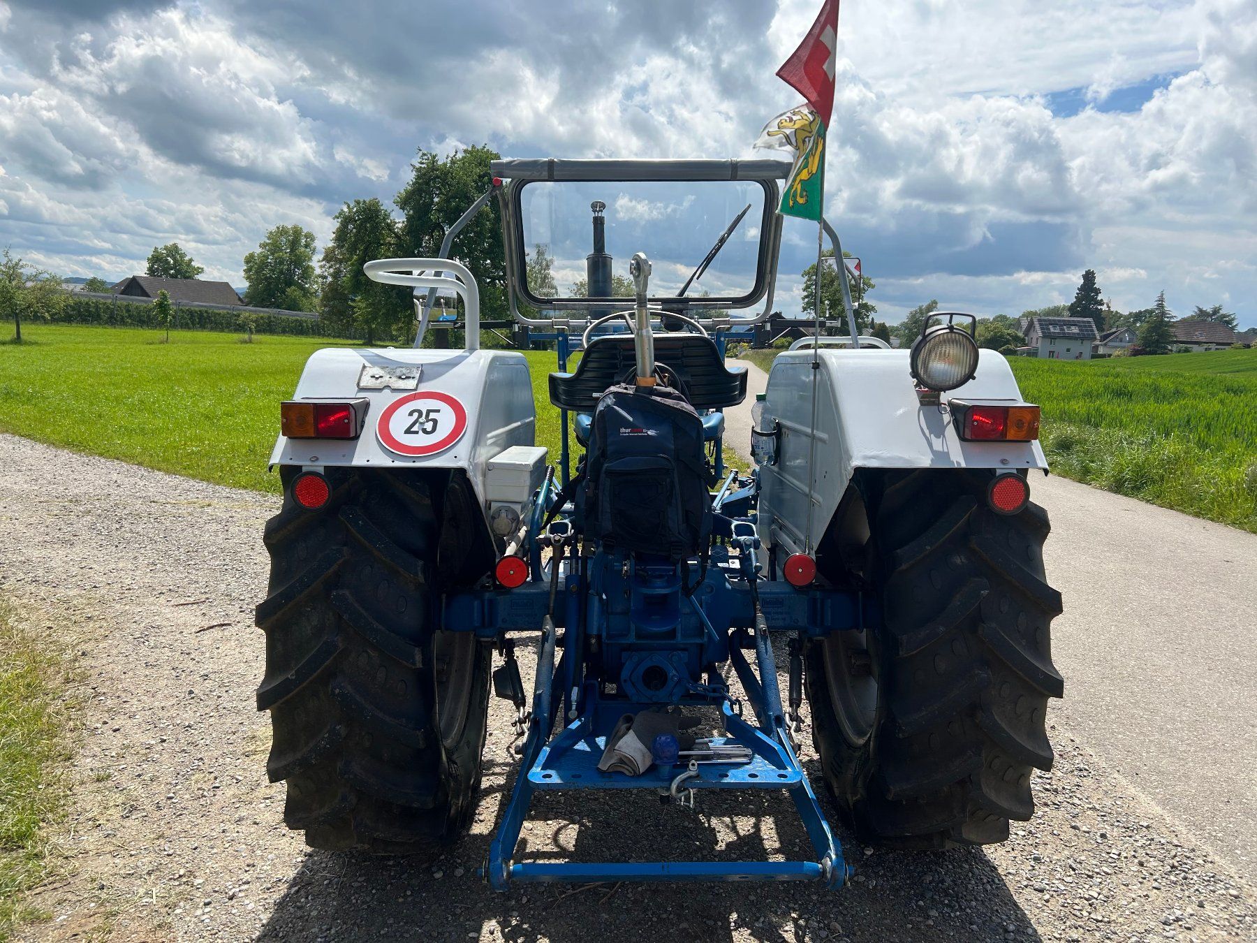 Ford Traktoren: Ford 3000 Traktor – Gebraucht aus Sulgen von ulita 2