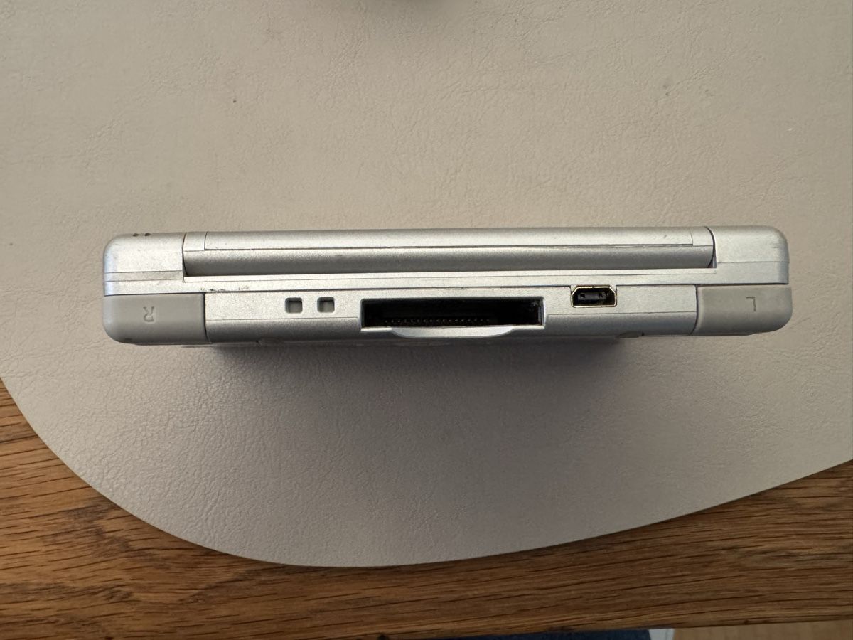 Nintendo Console: Nintendo DS Lite – Usato da Adliswil venduto da Busys 5