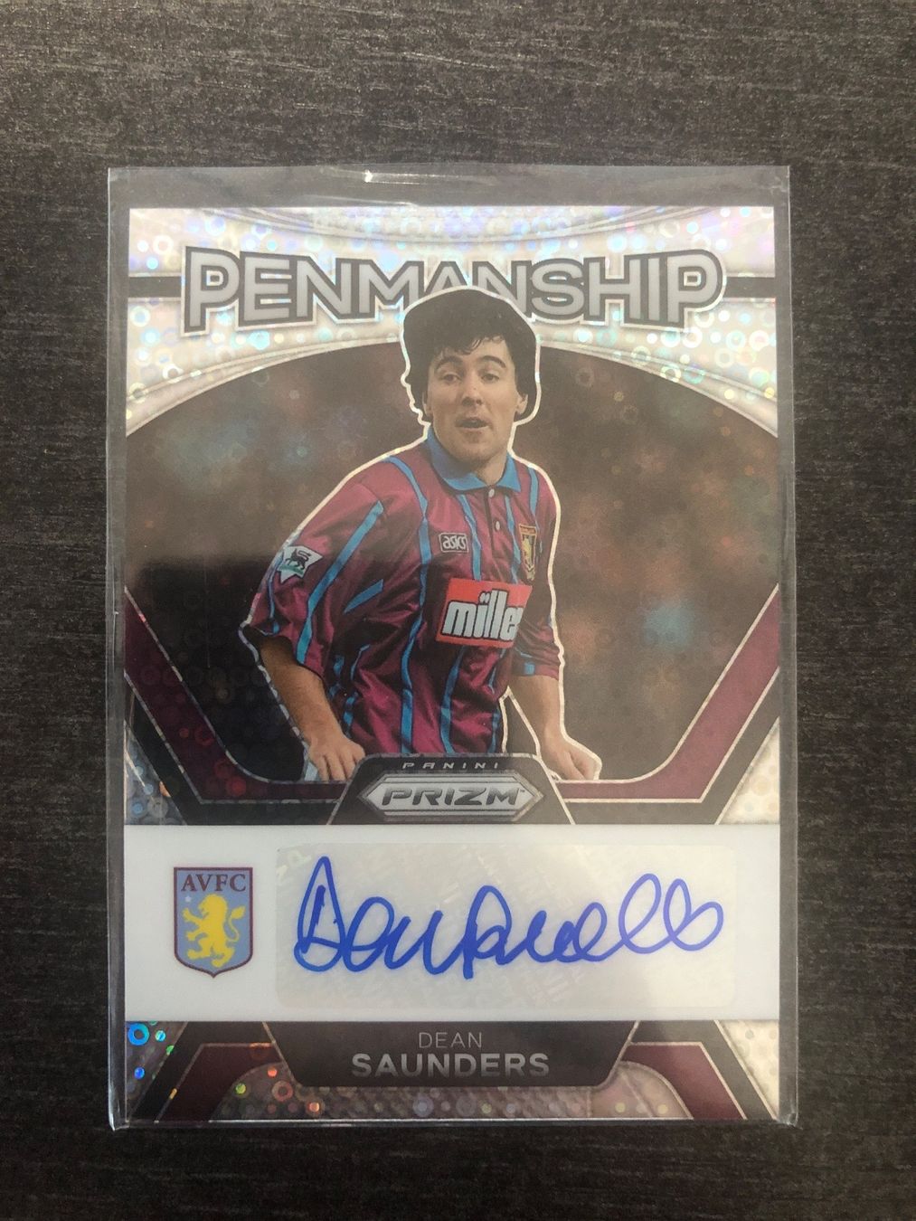 Topps Sammelbilder & Trading cards: Panini Prizm Dean Saunders Aston Villa Autogramm – Gebraucht aus Wangenried von Garagara
