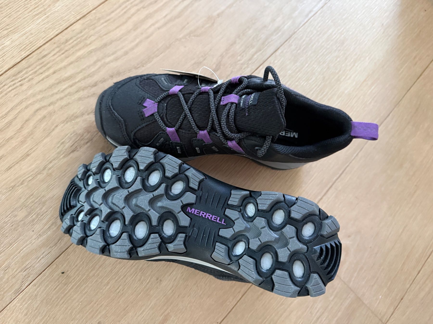 Merrell Scarpe da donna: Merrell Wanderschuhe Damen 39 schwarz Gore-Tex NEU – Nuovo (secondo la descrizione) da Buhwil venduto da Lin66 2