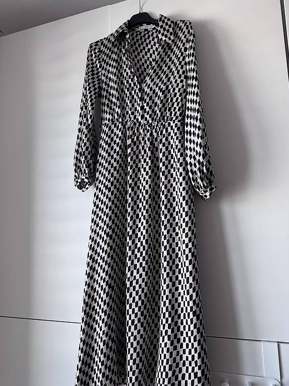 Vestiti: MANGO Midikleid schwarz-weiss gemustert XS – Usato da Zürich venduto da mar_lwx5