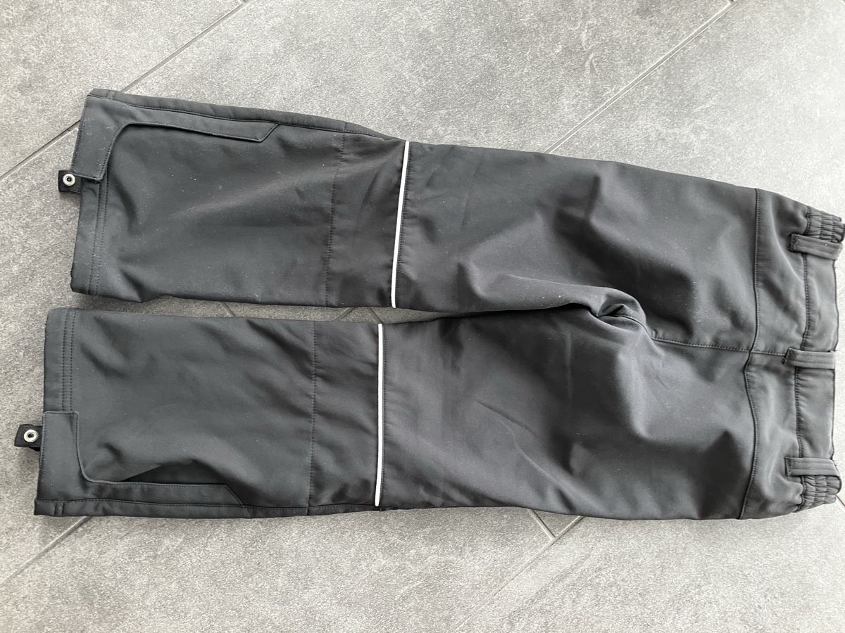 Trollkids Pantalons: Trollkids Softshellhose Gr. 128 – D'occasion à Reigoldswil par Misa1705 1