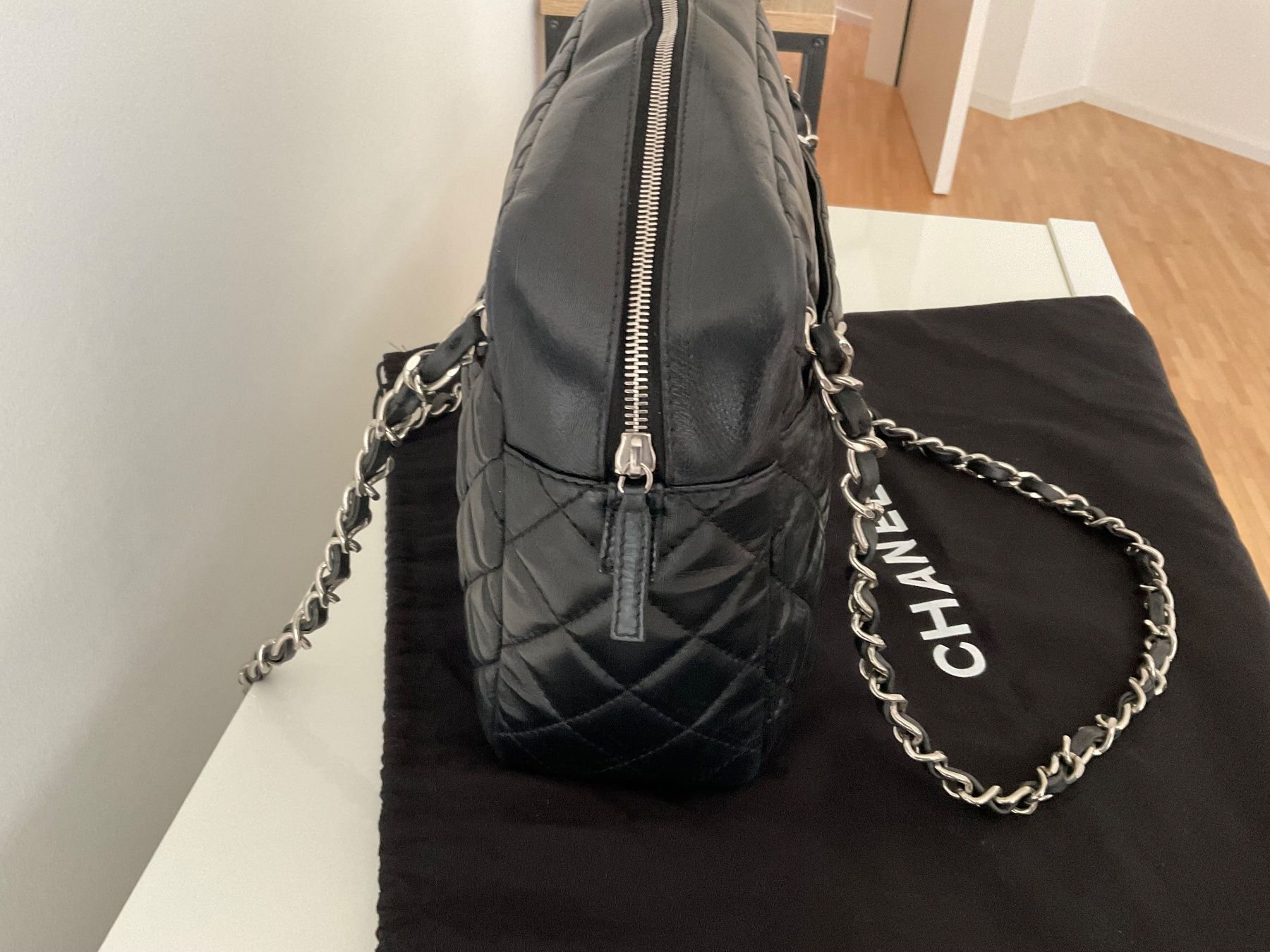 Chanel Borse da donna: CHANEL Camera Case Bag – Usato da Luzern venduto da Miausie 1