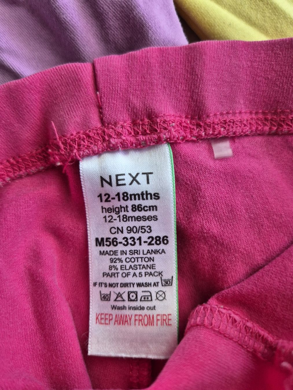 Next Pantaloni: Leggings Gr 86 von Next – Usato da Uster venduto da panda_leptir 1