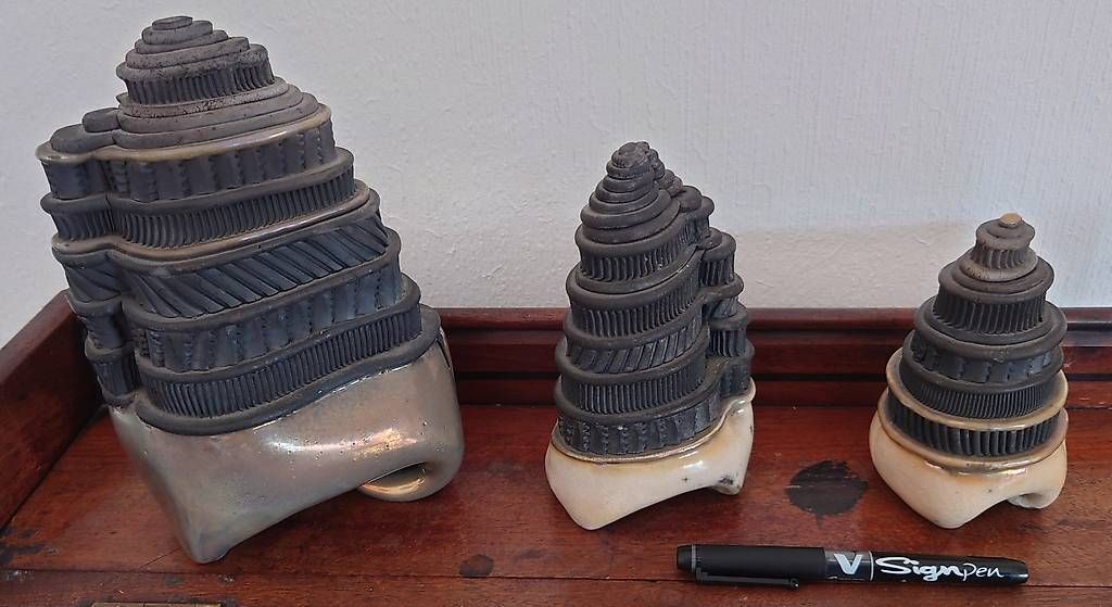 Contenitori & Simili: Trois pots en céramique. – Usato da Genève venduto da Apo118