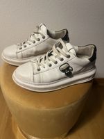 Weisse Karl Lagerfeld Sneakers, Grösse 38