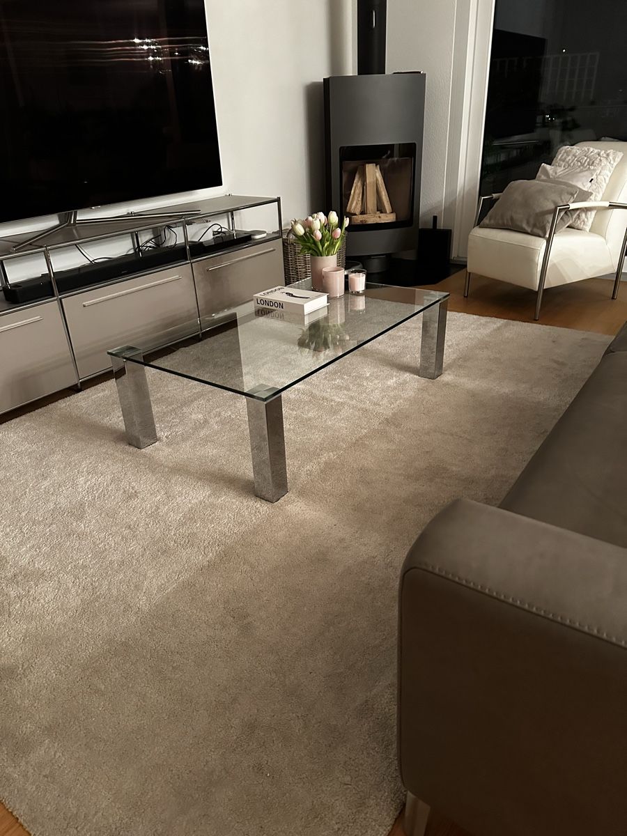 Pfister Tavoli: Exklusiver Salontisch Glas günstig  – Usato da Luzern venduto da Fairtrader66