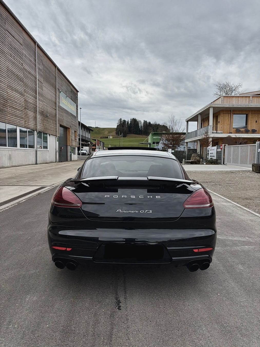 Porsche Automobili: Porsche Panamera /GTS/ Facelift – Usato da Dietfurt venduto da LvLvLV 2