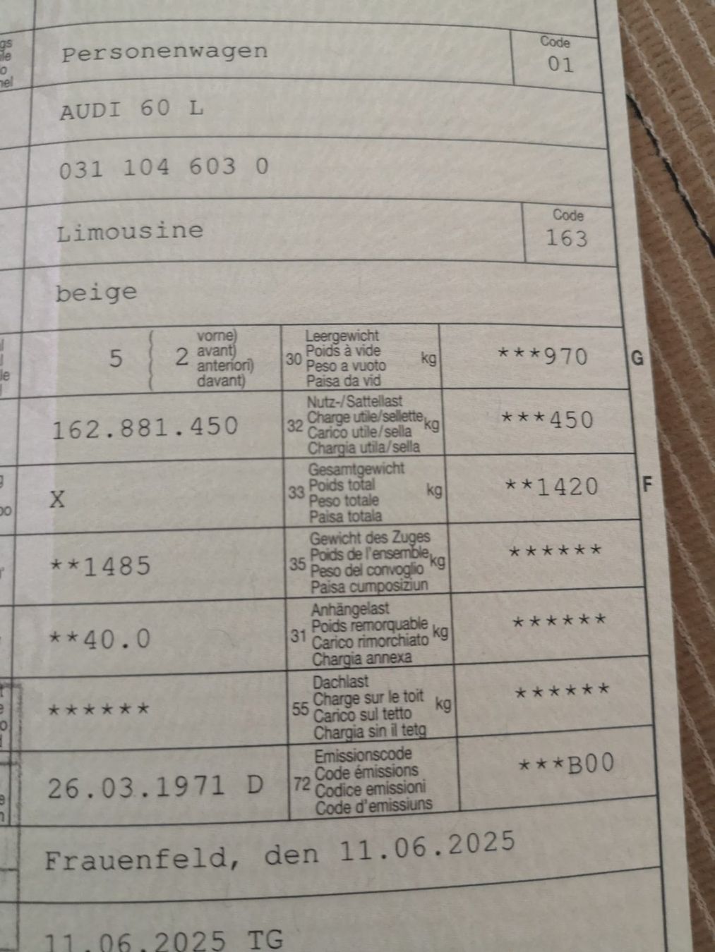 Audi Automobili: Audi 60L Oldtimer 1971 ab MFK und Service – Usato da Lommis venduto da twospark 9