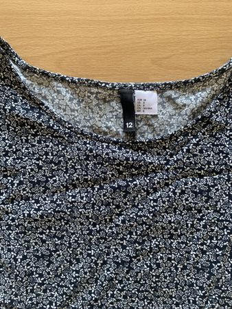 Robe d'été fleurie H&M, taille 38 (short)