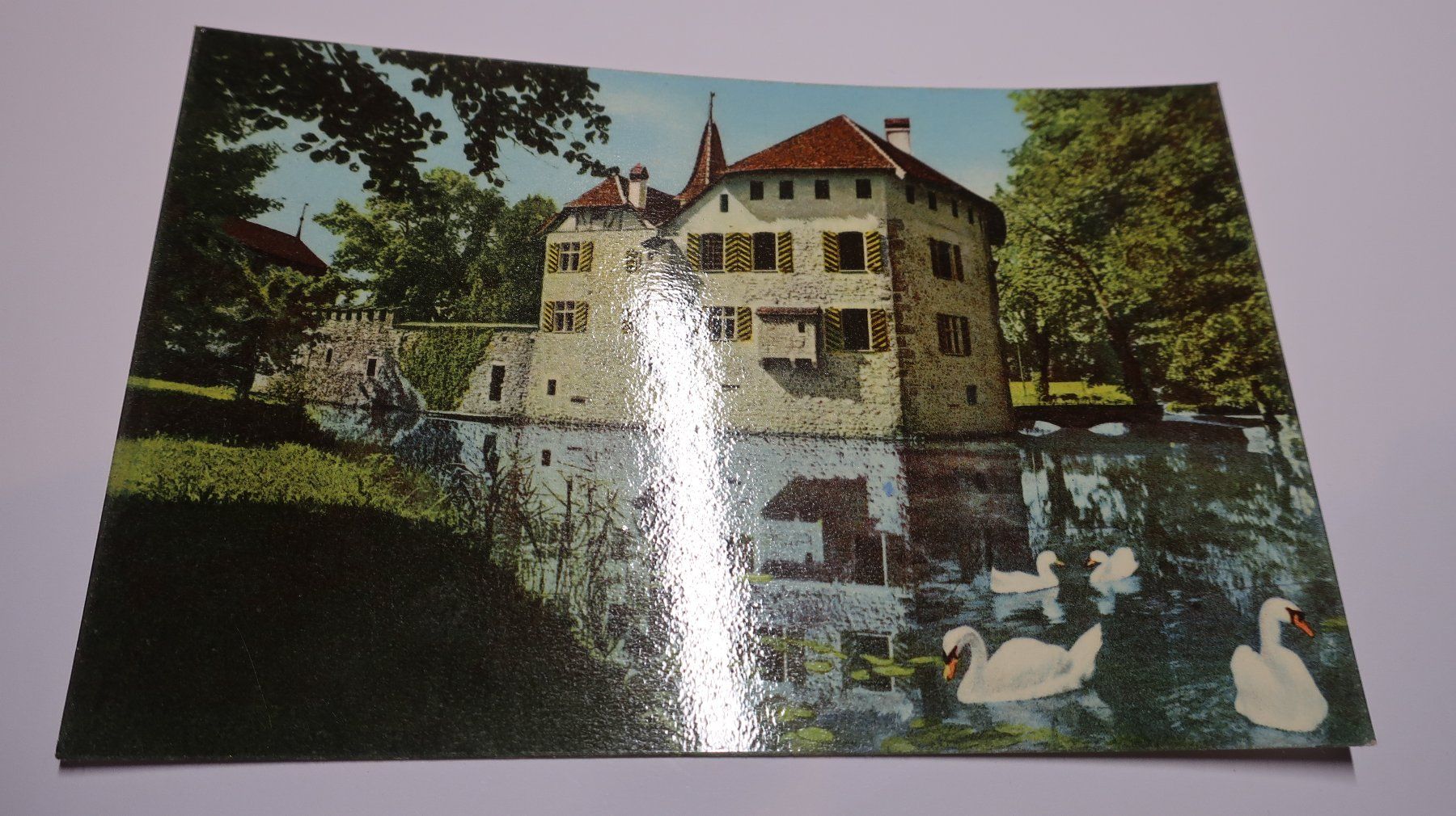 Cartoline postali: Schloss Hallwil am Hallwilersee AG – Usato da Cormoret venduto da Pascalll2001 1