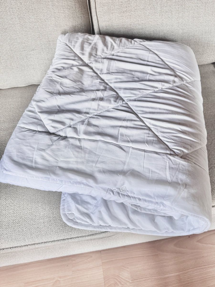 Couvertures: Sommer white blanket – D'occasion à Kilchberg ZH par Suisse500