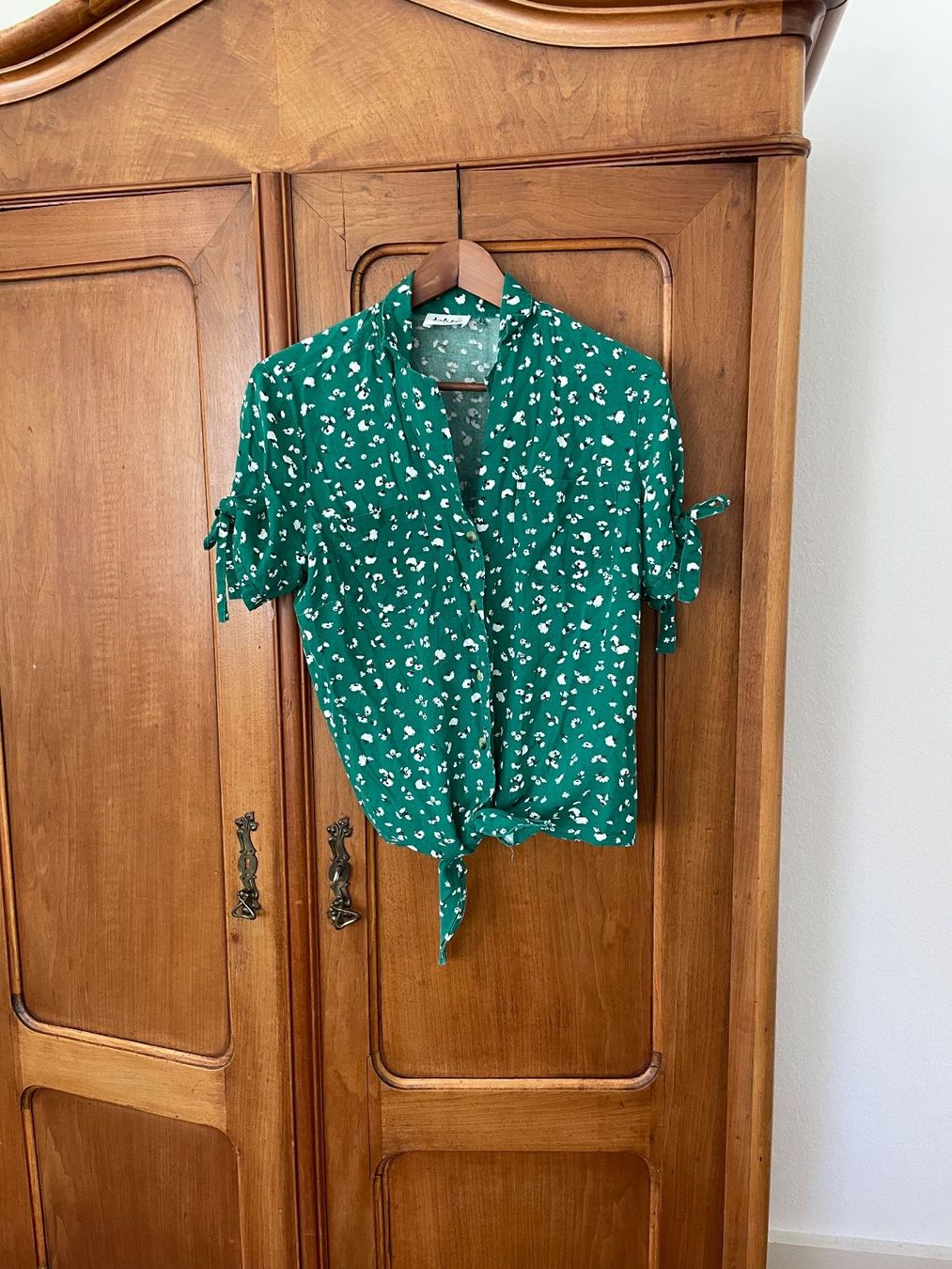Camicette: Blue Seven Bluse grün mit Blumenmuster, Gr. 38 – Usato da Zürich venduto da ElaLeonEla 1