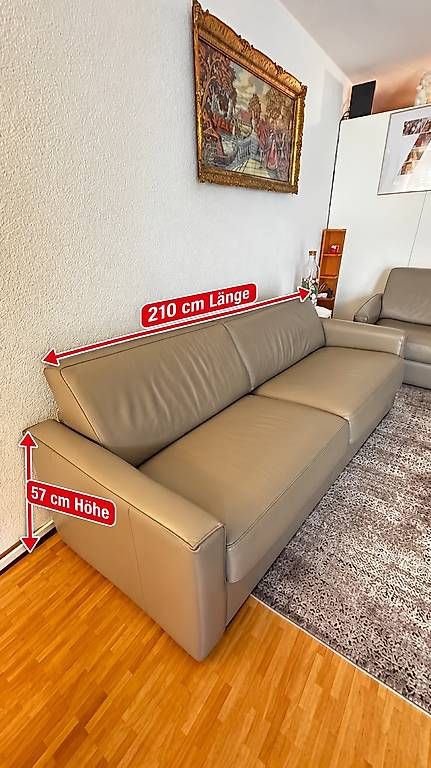Sofas: Echtleder Sofagarnitur 3+2 mit Schlaffunkt – Gebraucht aus Neuenegg von Radisa83 1
