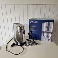 De’Longhi Dedica Style EC685 – Siebträger-Espressomaschine