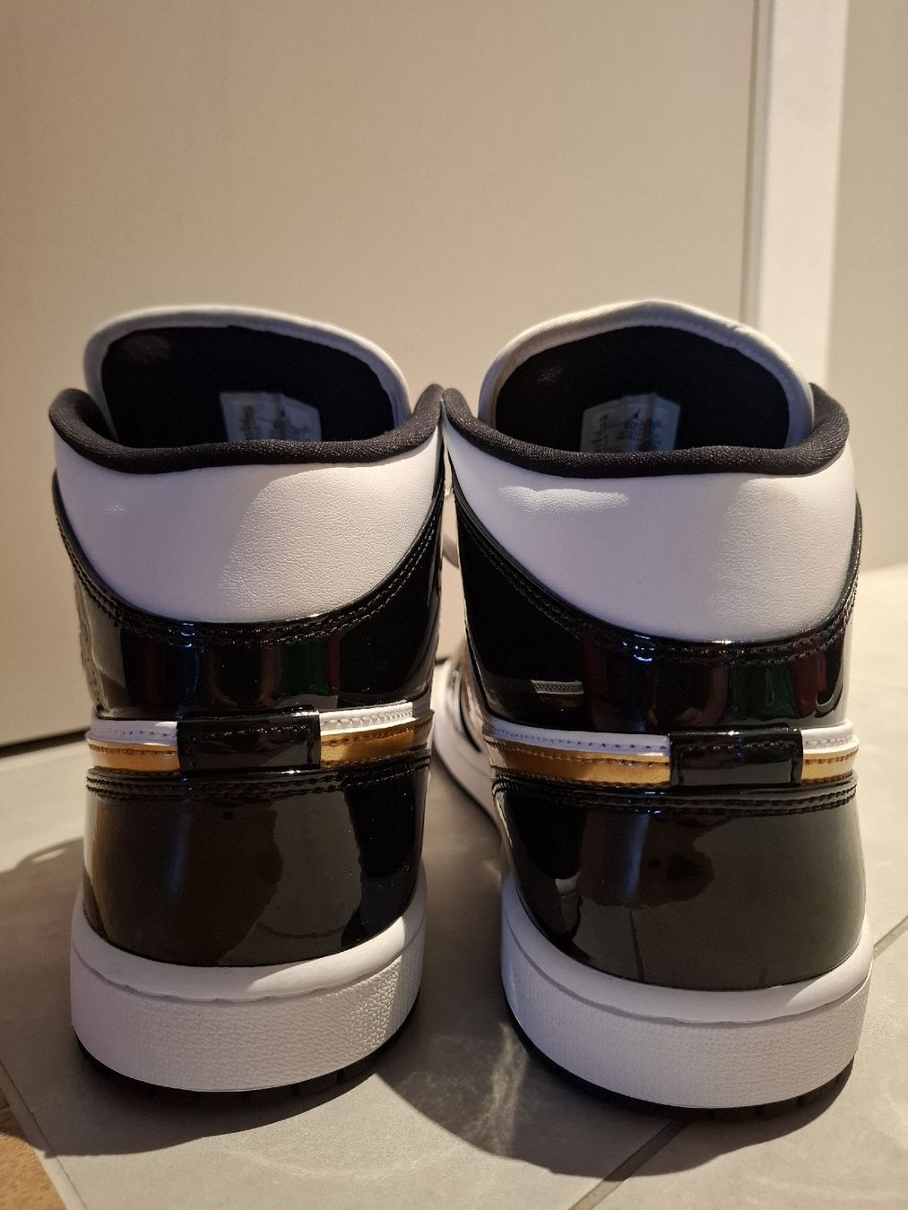 Jordan Scarpe da uomo: Jorda 1 Mid 44 – Nuovo e nell'imballaggio originale da Fraubrunnen venduto da Hady87 6