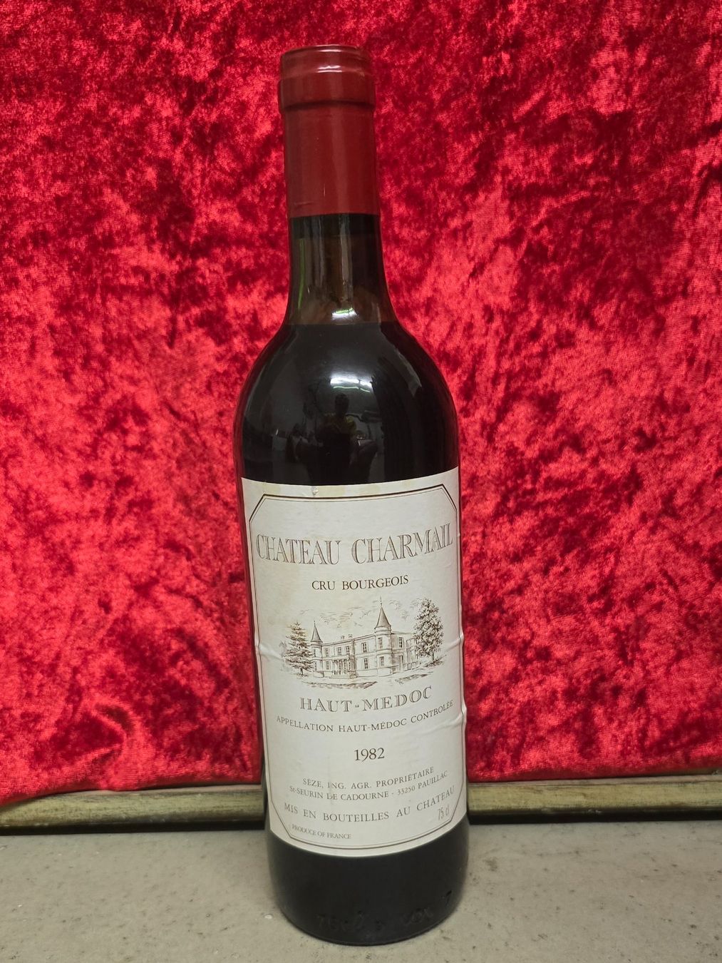 Vino: Chateaux Charmail 1982 - Haut Medoc – Usato da Reinach BL venduto da Pendling
