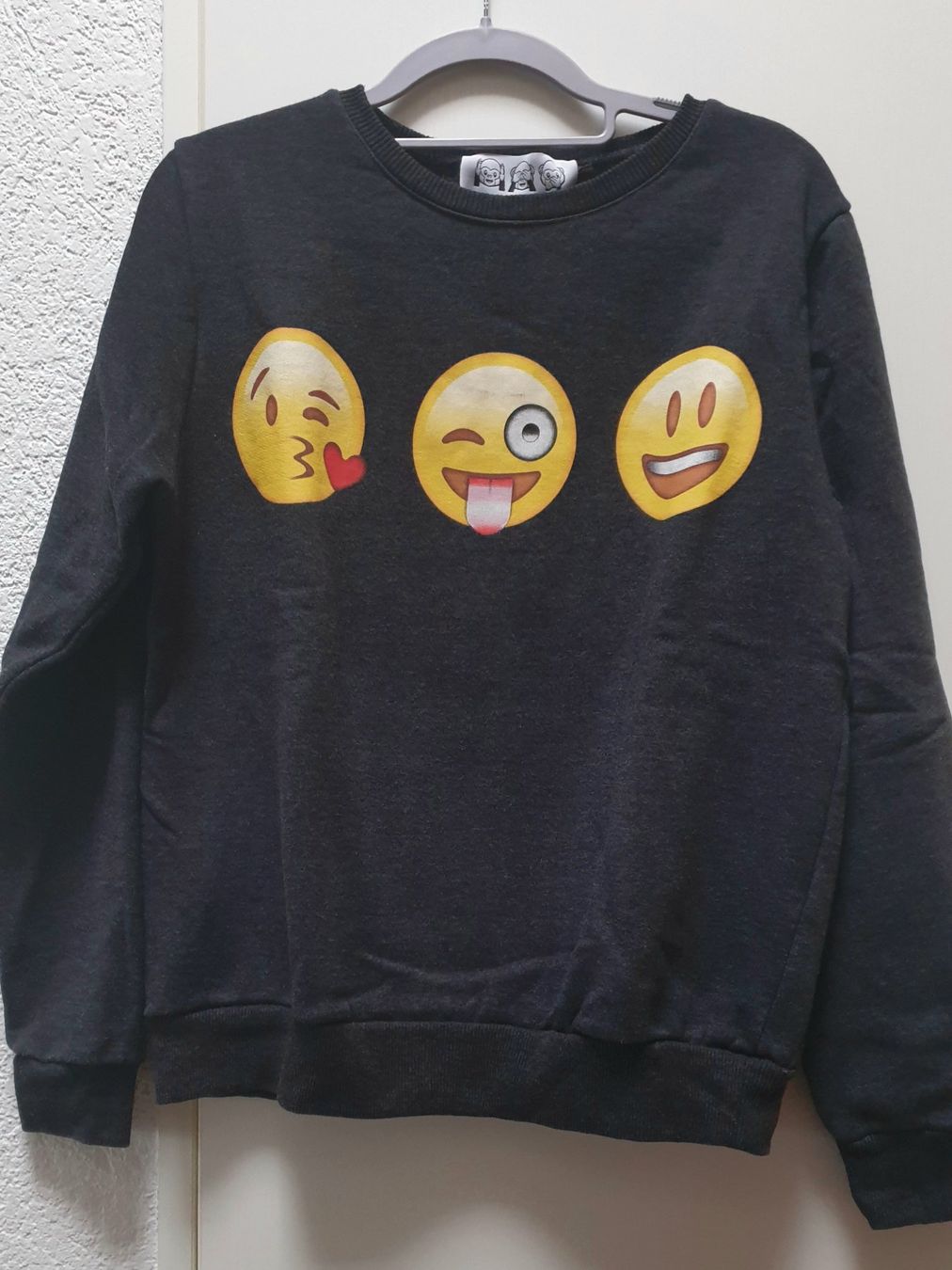 Maglioni & Felpe: Vier Pullover – Usato da Thun venduto da Vinkaa 1