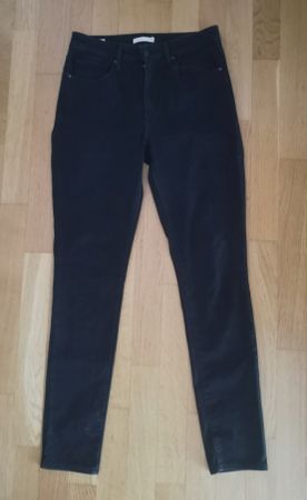 Levi's 721 High Rise Skinny W30 L32 schwarz 