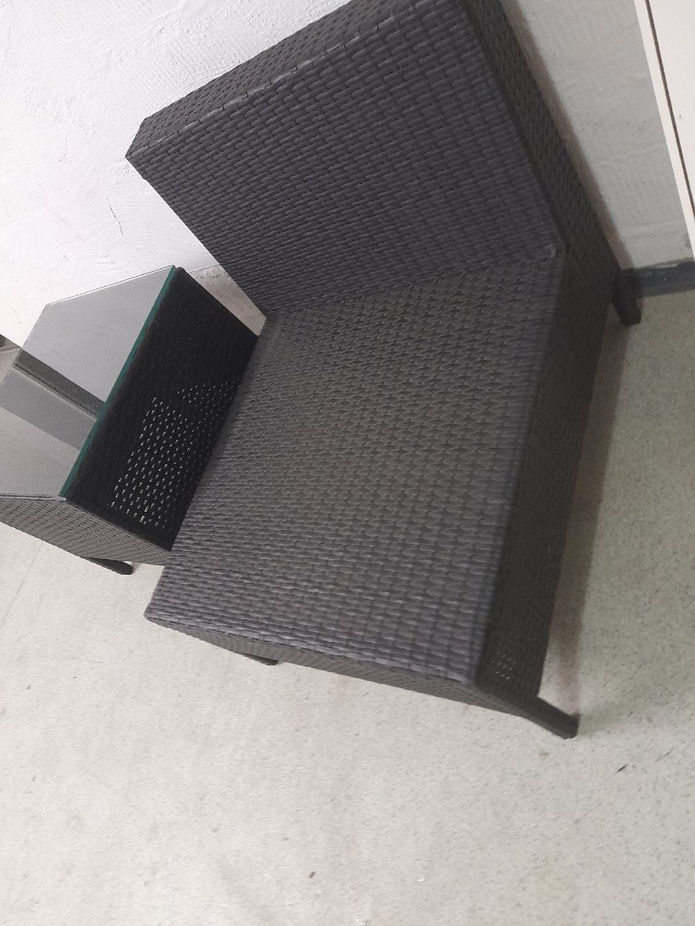Poltrone: sessel mit tisch – Usato da Glattbrugg venduto da B_B 2