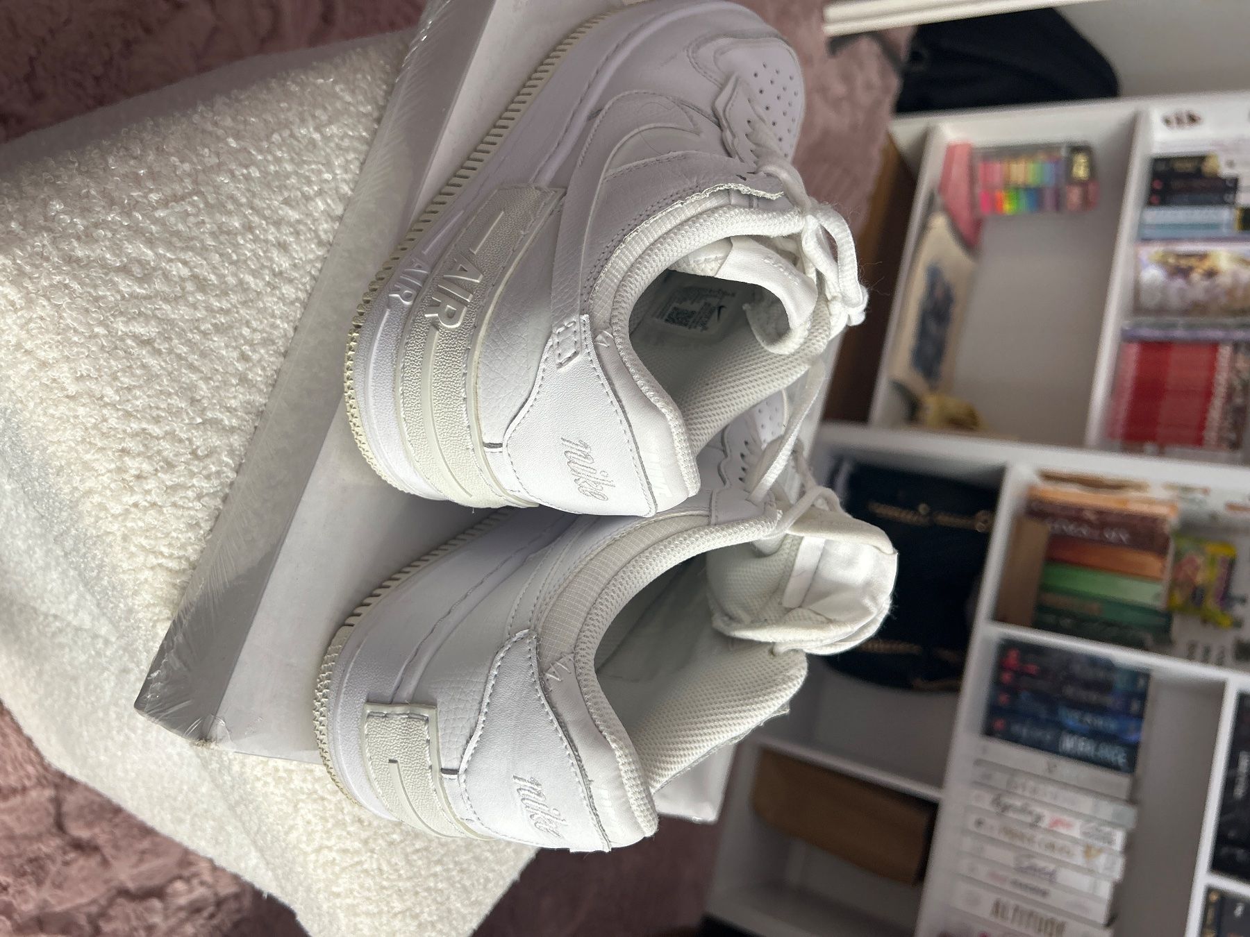 Nike Damenschuhe: Air force haute – Gebraucht aus Sierre von art_wqf9 6