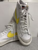 Nike Sneaker weiss gelb Grösse 45