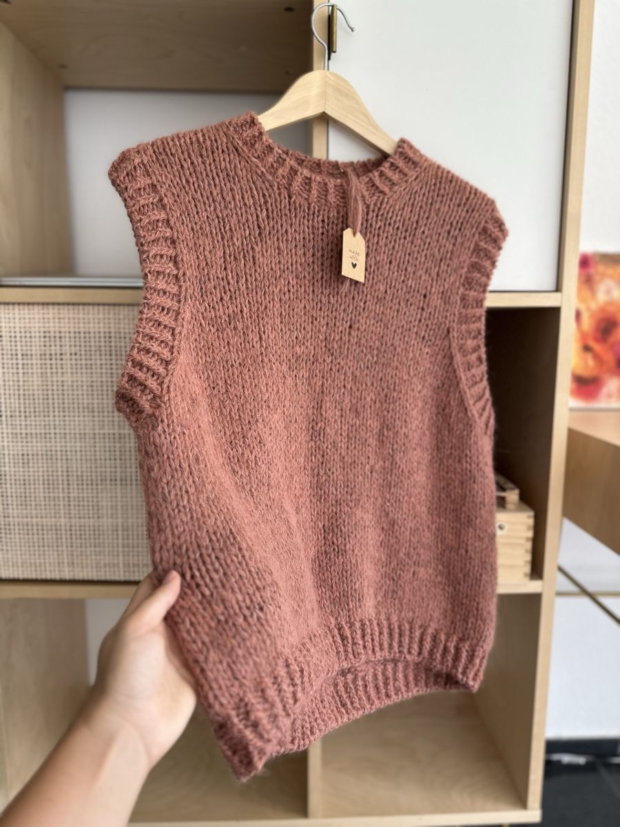 Gilets: Handgestrickter Pullunder aus Baby Alpaca Wolle – Neuf (Voir description) à Ormalingen par nude.knits 4