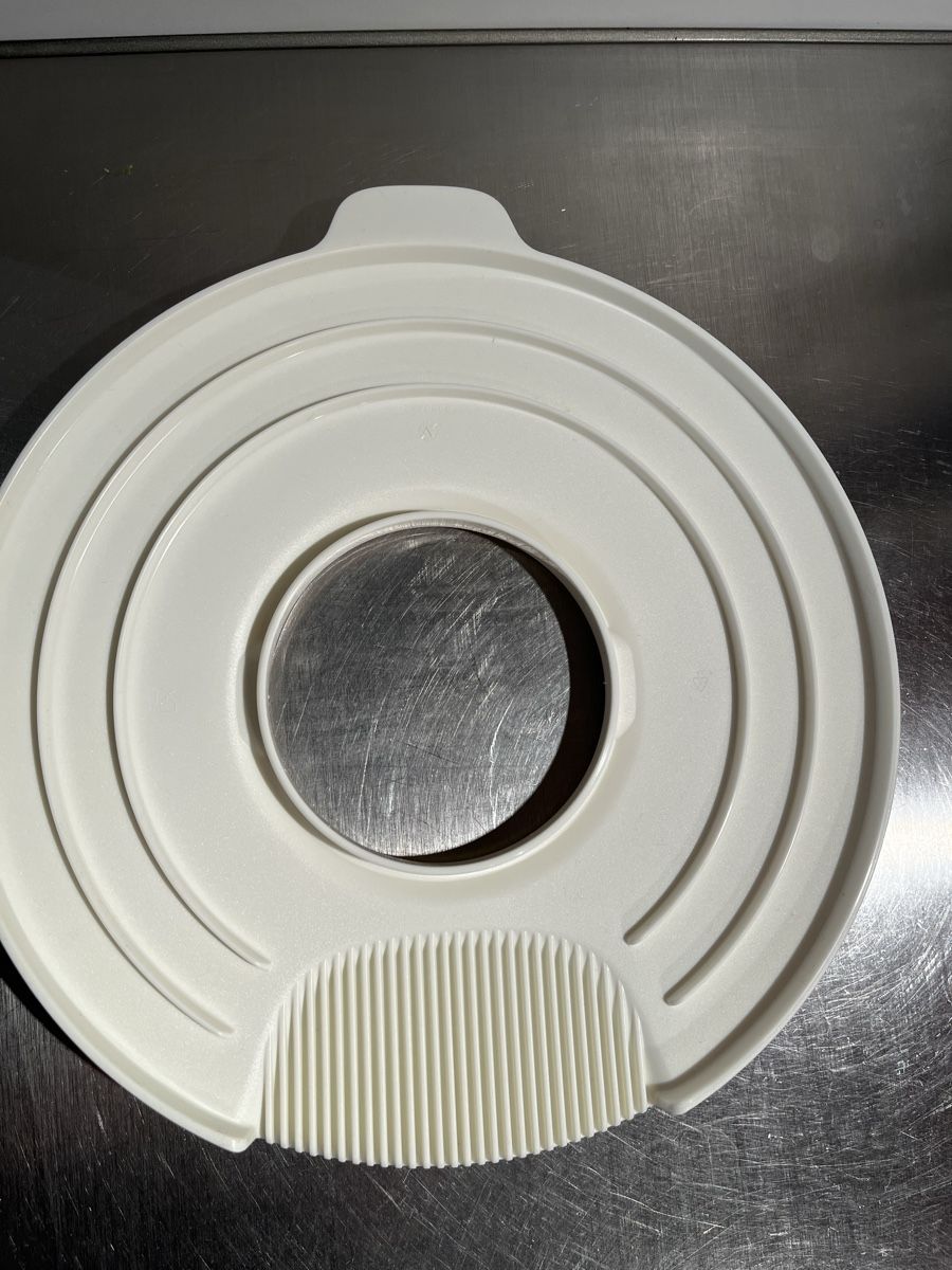 Tupperware Contenitori & Simili: Spritzschutz Ring Tupperware – Nuovo e nell'imballaggio originale da Adetswil venduto da Speedy-Simba 2