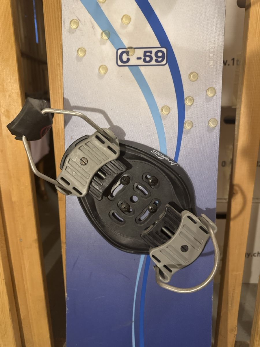 Board: Snowboard 159cm Bindungen inkl., Speedboard F2 – Usato da Schliern b. Köniz venduto da amo_lln9 1