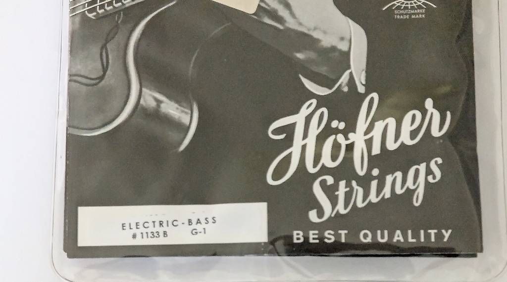 Strumenti musicali: Cordes de basse HÖFNER HCT1133 B, basse électrique 4 cordes – Nuovo e nell'imballaggio originale da Torny le Grand venduto da cla_w6np 1