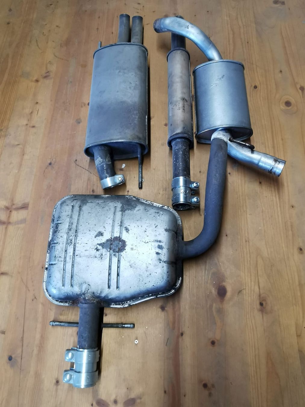 Volkswagen Sistemi di scarico: Auspuffanlage Golf 3 Vr6 – Usato da Gerlafingen venduto da Antik_mann