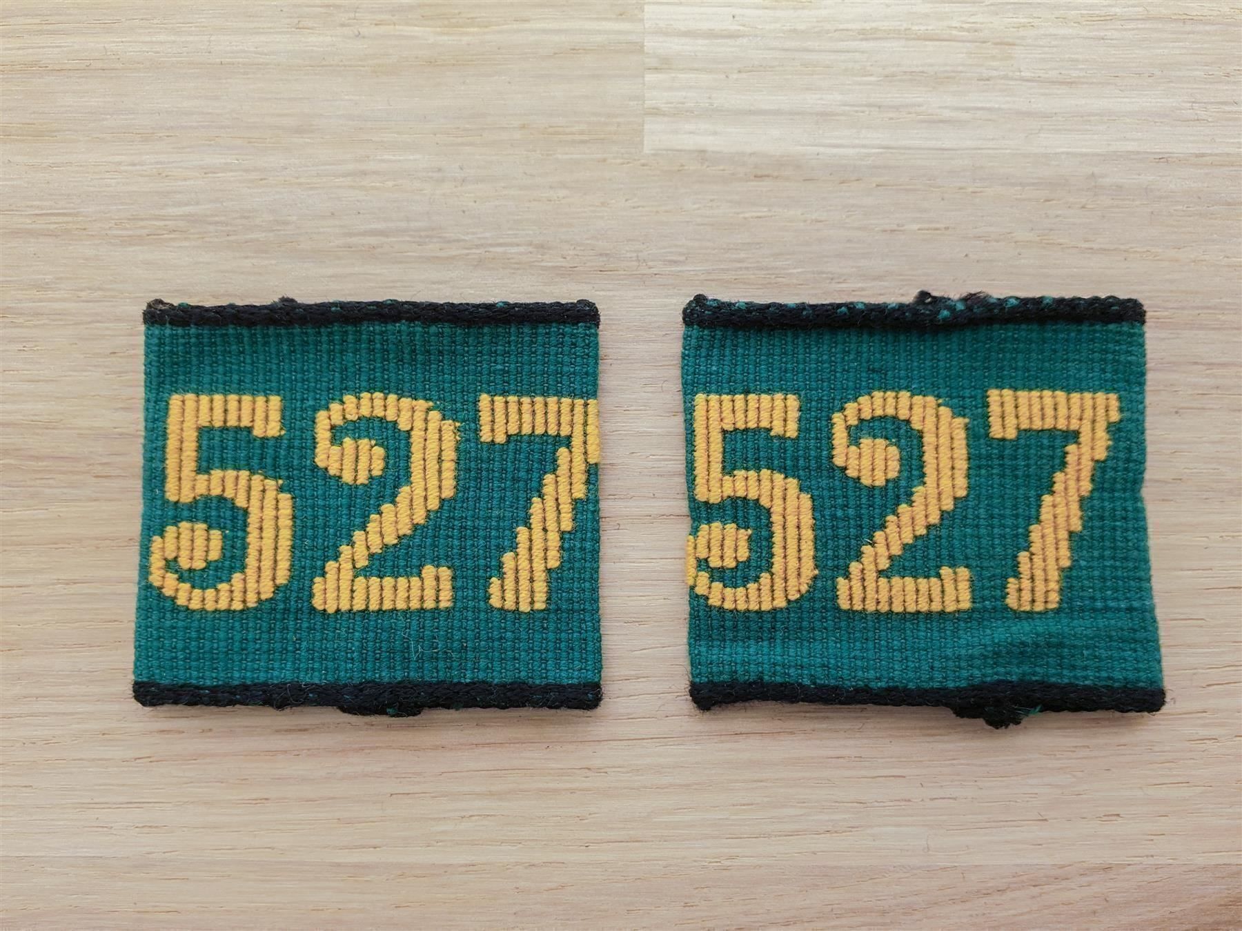 Schweizer Armee Placchette & Badge: Achselschlaufen / Patten 527 – Usato da Erlinsbach venduto da S700