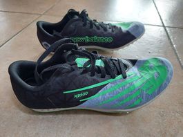 Chaussures d'athlétisme à pointes