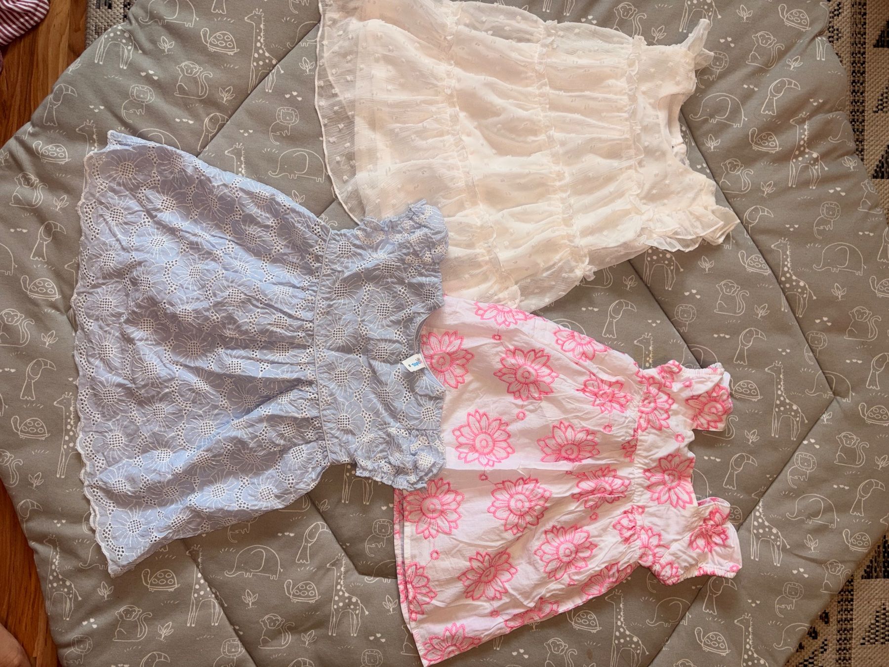 Vestiti & Gonne: Baby Mädchen Kleidung – Usato da Wolfwil venduto da kar_dg85 5
