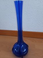 Blaue Blumenvase, ca. 30 cm lang