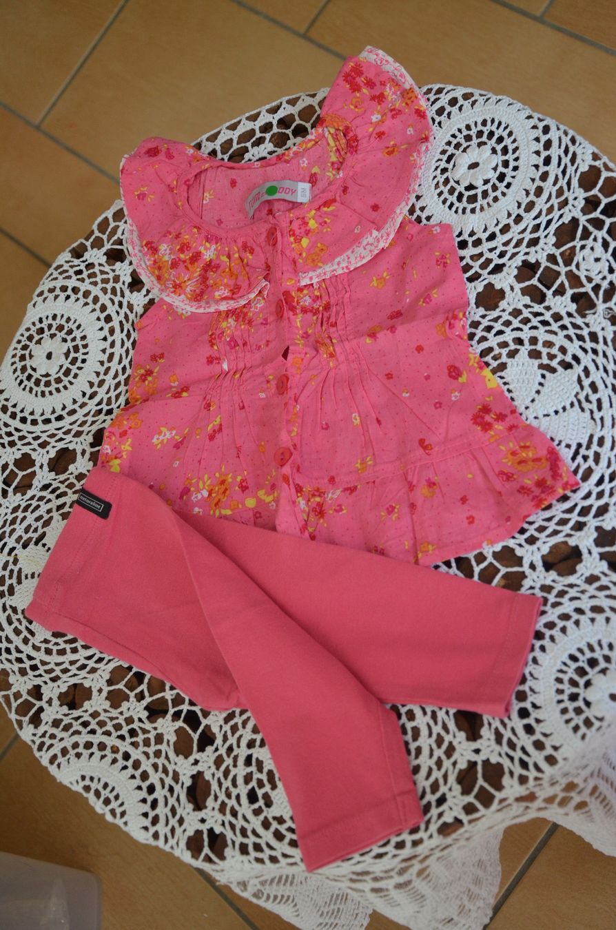 Lotti & Set di vestiti: TAILLE 62-68 – Usato da Chiasso venduto da Dolly015